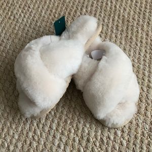 BRAND NEW EMU slippers